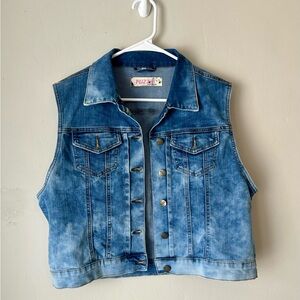 Sleeveless Denim Vest